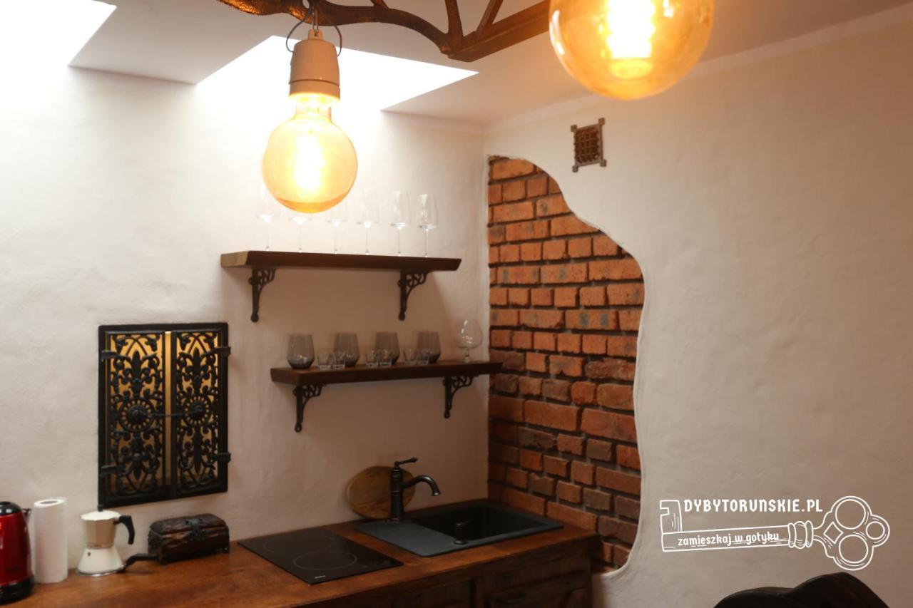 Gotyk Na Dotyk Z Tarasem Na Dachu Apartment ทอรูน ภายนอก รูปภาพ